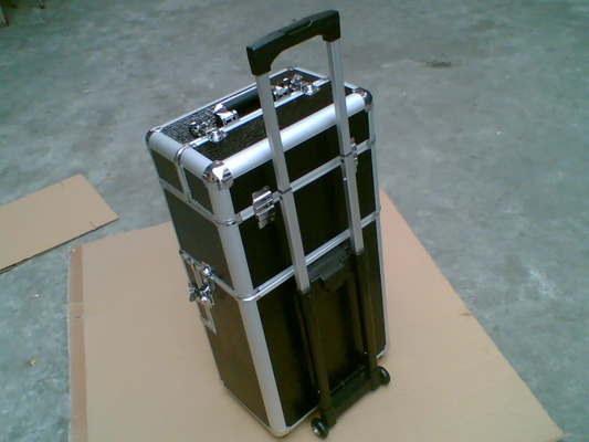 Black 4 in 1 Makeup Trolley , Light Weight Professional Makeup Train Case